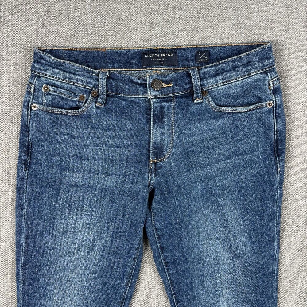 Lucky Brand Mid Rise Sweet Straight Jeans Medium Wash Blue 2/26 Regular Denim - Picture 3 of 11